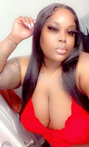 Kandy, 24  female escort, Houma